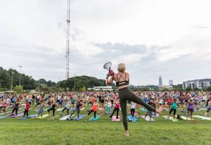 king-of-pops-free-yoga-in-the-park