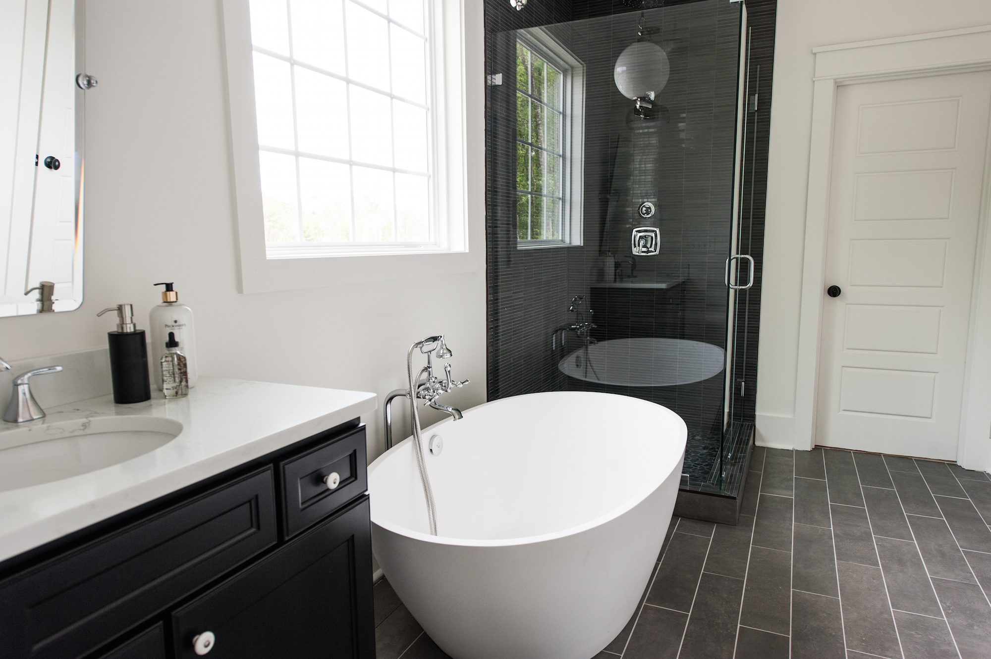 Crescent Homes Covington master bathroom soaking tub